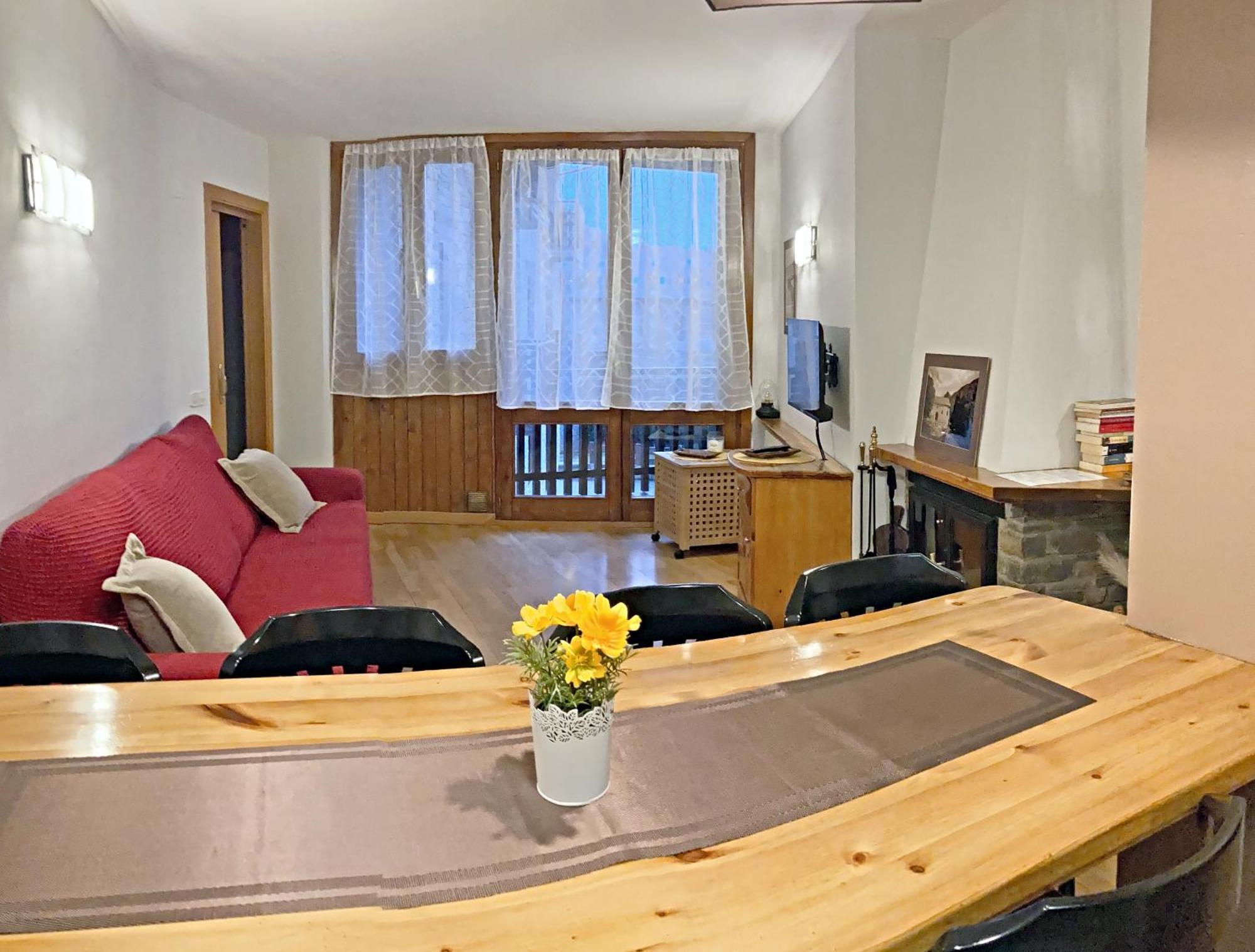 Ferienwohnung Apartamento Casovall Esterri d'Àneu Exterior foto